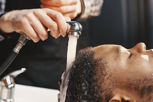 Benefits of Scalp Massages With Herbal Oils Benefits of Scalp Massages With Herbal Oils
